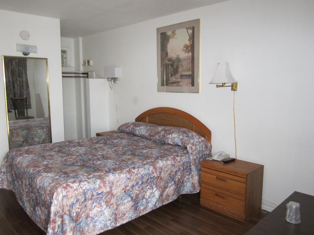 Downtown Motel Prince George Zimmer foto