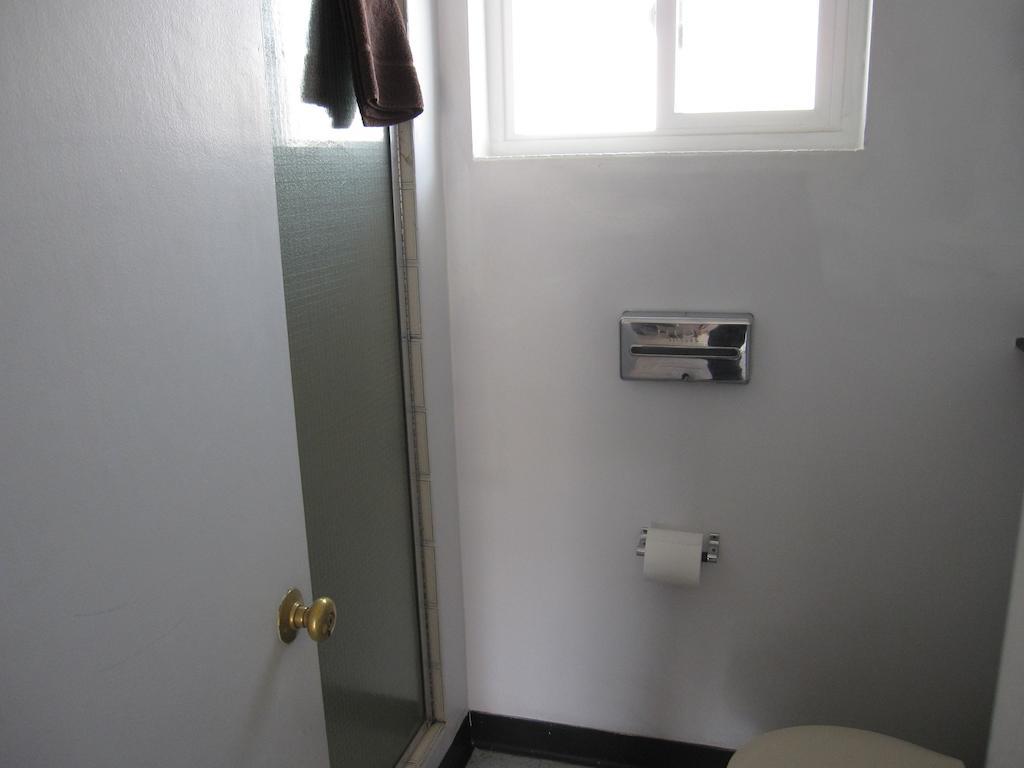 Downtown Motel Prince George Zimmer foto