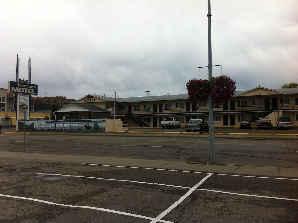 Downtown Motel Prince George Exterior foto